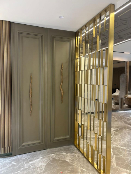 Champagne Fluted Screen